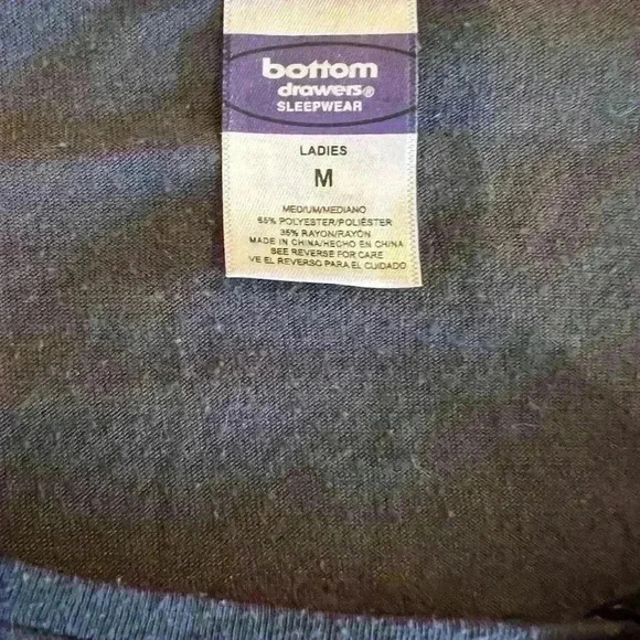 Alabama Crimson Tide collegiate women’s vneck pullover shirt, sleepwear, GUC med - Picture 5 of 5